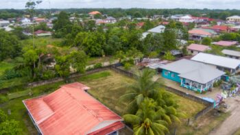Sewnarainweg 15- Tout Lui Faut- Wanica- Suriname- Surgoed Makelaardij N.V- KP01362 (3)