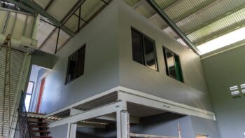 Tout Lui Faut Kanaalweg 154- Wanica- Suriname- Surgoed Makelaardij N.V- HZ01393 (10)