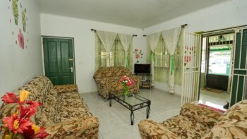 Anemoonstraat 69- Kwatta- Paramaribo- Suriname- Surgoed Makelaardij N.V- KW01398 (16)