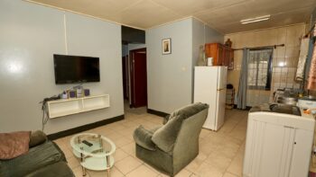 Boesiekreestraat- Kasabaholo- Paramaribo- Suriname- Surgoed Makelaardij N.V- HW01429 (2)