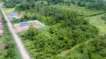 Eurekaweg hoek Akrisiosweg 19- 4 de Rijweg- Wanica- Suriname- Surgoed Makelaardij N.V- KP01265 (12)