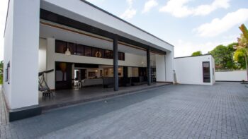 Fresolaan 18- Uitvlugt- Paramaribo- Suriname- Surgoed Makelaardij N.V- HW01432 (20)