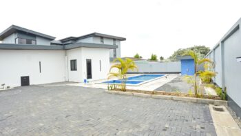 Fresolaan 7- Uitvlugt- Paramaribo- Suriname- Suriname Surgoed Makelaardij N.V- HW01433 (59)