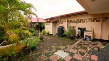 H.J. van Ommerenstraat BR 17- Zorg en Hoop- Paramaribo- Suriname- Surgoed Makelaardij N.V- KW01410 (37)