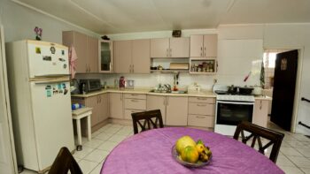 H.J. van Ommerenstraat BR 17- Zorg en Hoop- Paramaribo- Suriname- Surgoed Makelaardij N.V- KW01410 (6)