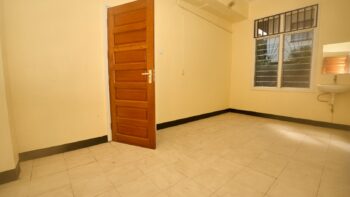 Limesgracht 98- - Paramaribo Centrum- Suriname- Surgoed Makelaardij N.V- HW01416 (15)