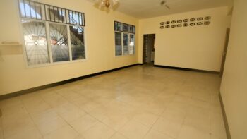 Limesgracht 98- - Paramaribo Centrum- Suriname- Surgoed Makelaardij N.V- HW01416 (17)