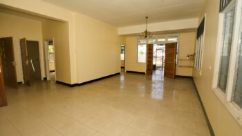 Limesgracht 98- - Paramaribo Centrum- Suriname- Surgoed Makelaardij N.V- HW01416 (7)