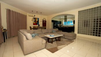 Zuurstofstraat 22- Paramaribo Noord- Suriname- Surgoed Makelaardij N.V- KW01437 (20)