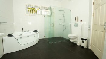 Zuurstofstraat 22- Paramaribo Noord- Suriname- Surgoed Makelaardij N.V- KW01437 (38)