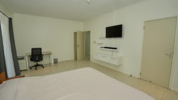 Bredelaan Zuid 38- Kwatta-Paramaribo- Suriname- Surgoed Makelaardij N.V- HW01436 (24)