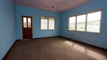 Calliopsestraat 12- Zorg en Hoop- Paramaribo- Suriname- Surgoed Makelaardij N.V- KW01475 (10)