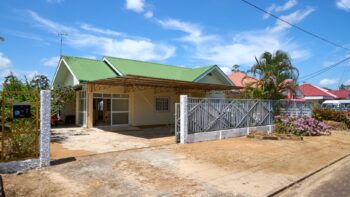 Taxusstraat 7- Garnizoenspad- Wanica- Suriname- Surgoed Makelaardij N.V- KW01458 (1)