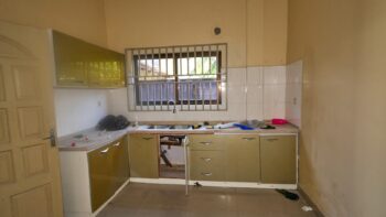 Welgelegenstraat 36- Kwatta- Paramaribo- Suriname- Surgoed Makelaardij N.V- HW01481 (7)