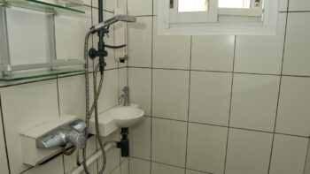 Zwartenhovenbrugstraat 14- Paramaribo Centrum- Suriname- Surgoed Makelaardij N.V- KZ01430 (24)