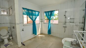 Zwartenhovenbrugstraat 14- Paramaribo Centrum- Suriname- Surgoed Makelaardij N.V- KZ01430 (42)