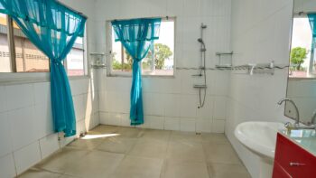 Zwartenhovenbrugstraat 14- Paramaribo Centrum- Suriname- Surgoed Makelaardij N.V- KZ01430 (43)