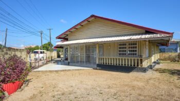 NAPELSTRAAT 379A- Munder- Paramaribo- Suriname- Surgoed Makelaardij N.V- HW01513 (2)