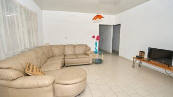 NAPELSTRAAT 379A- Munder- Paramaribo- Suriname- Surgoed Makelaardij N.V- HW01513 (6)