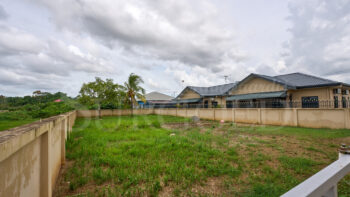 Soepgroenteweg 43- Kwatta- Paramaribo- Suriname- Surgoed Makelaardij N.V- HW01525 (4)