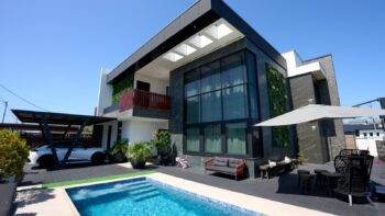 Stuwmeerstraat 21- Paramaribo Noord- Suriname- Surgoed Makelaardij N.V- HW01515 (2)