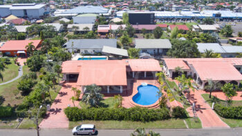 Henkielaan- Paramaribo Zuid- Suriname- Surgoed Makelaardij N.V- HW01552 (2)