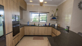 Isri Ramdhesweg 6- Tout Lui Faut- Wanica- Suriname- Surgoed Makelaardij N.V- KW01578 (23)